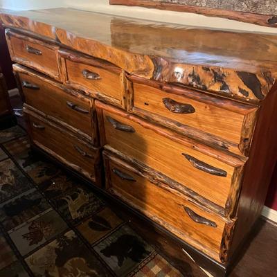 Live Edge Seven Drawer Dresser (PB-MG)