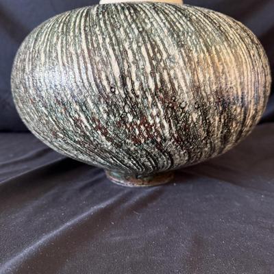 Signed Earthy Vase with Stunning Glaze (FP-BM)