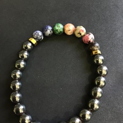 Beaded stretch bracelet