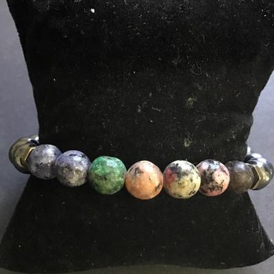 Beaded stretch bracelet