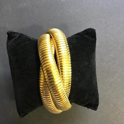 Gold tone trio stretch bracelet