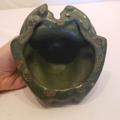 Pigeon Forge Pottery Frog and More! (D-BM)