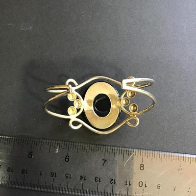 Silver tone bracelet with Dietrich Glass