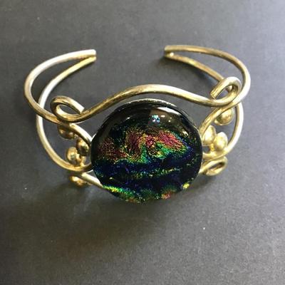Silver tone bracelet with Dietrich Glass