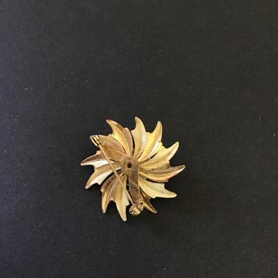Mid-century, gold, toned cream, enameled, white milk, glass, pin/brooch