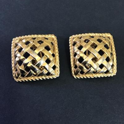 Large vintage, Essex Gold, toned basket, weave statement clip on earrings
