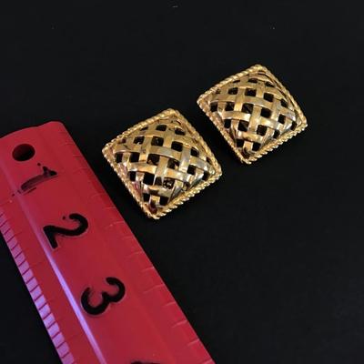 Large vintage, Essex Gold, toned basket, weave statement clip on earrings