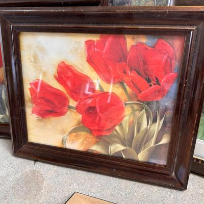 Mixed lot of Wall art - 5 prints