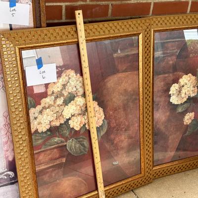 Mixed lot of Wall art - 2 Hydrangeas prints