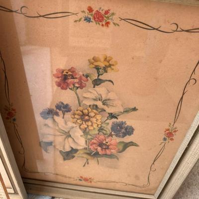 Mixed lot of Wall art - 2 Vintage floral prints