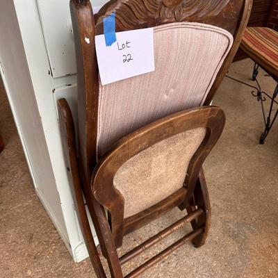 Vintage folding rocking chair