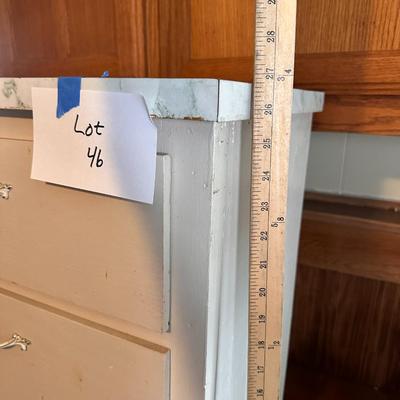 Small 3 drawer chest