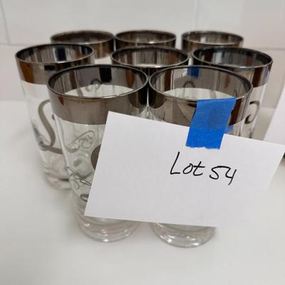 Monogrammed set of 8 drinking glasses “L”