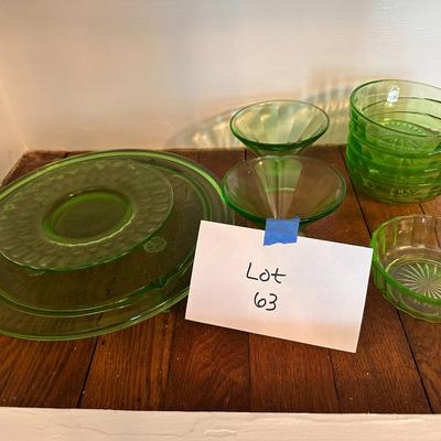 Lot of Green depression glass - Vaseline Uranium glass - 9 pieces