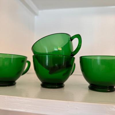 Green glass punch or tea cups lot of 4