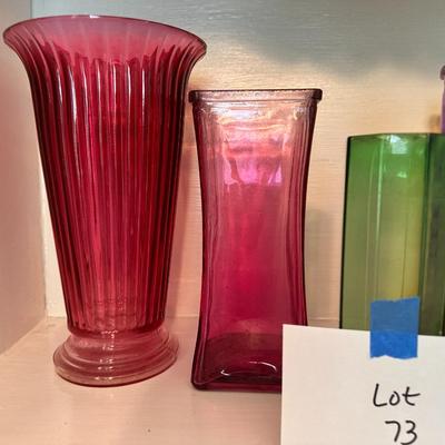 Mixed lot of colored flower vases