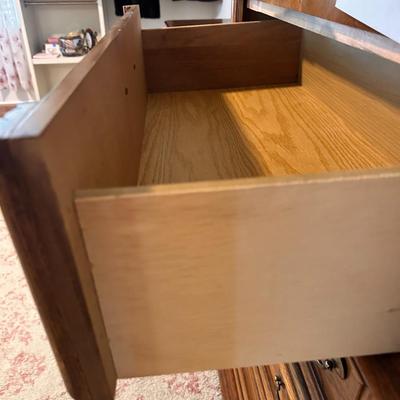 Westmoor Oak 5 Drawer chest