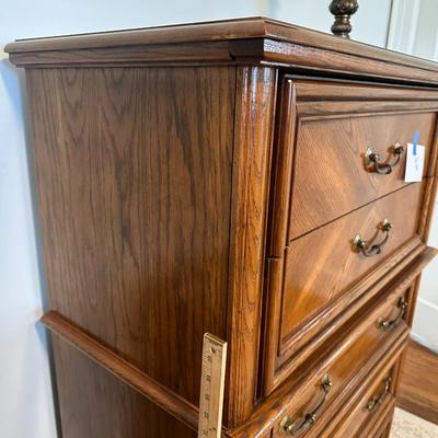 Westmoor Oak 5 Drawer chest