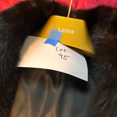Women's Fur Coat - See pictures for measurements