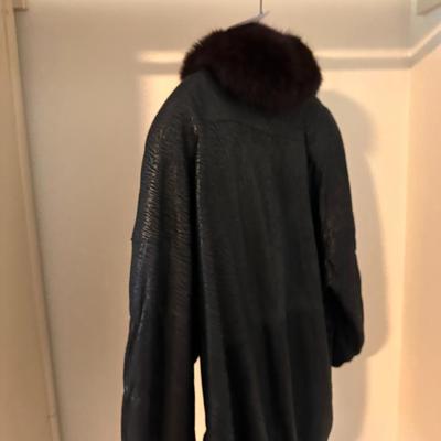 Women’s oversized leather jacket with Fur Collar - J. Peroy for Marvin Richards