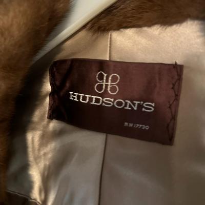 Women’s Mink Fur Stole - Hudson’s