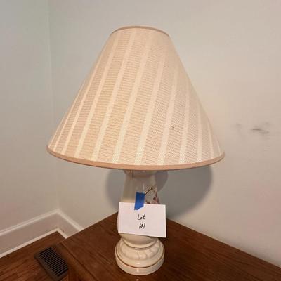 Vintage ceramic lamp with floral motif
