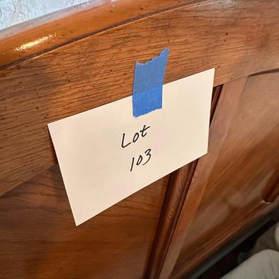 Hollander Sleep Products King bed - Mattress, box springs, bed frame, and Headboard