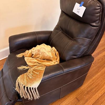 Faux Leather electric Recliner - Not working with throw