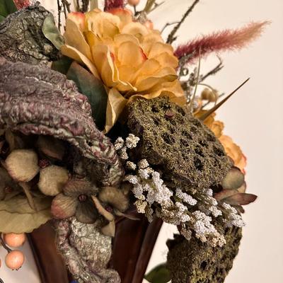 Decorative Wall Planter 2 of 2