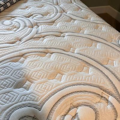 King Size Brass Frame Bed and Mattresses