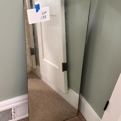Random cut of Mirror glass