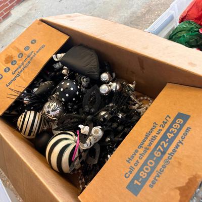 Mixed lot of Holiday decor totes and contents