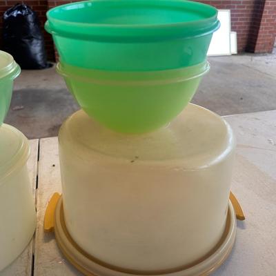 Mixed lot of Vintage Tupperware