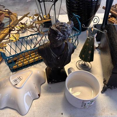 Mixed decor Table lot - All for one money