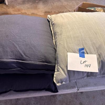 Blue tented throw pillows lot of 5