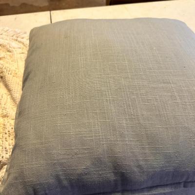 Blue tented throw pillows lot of 5