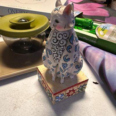 Mixed lot of Household items and a Jim Shore Figure