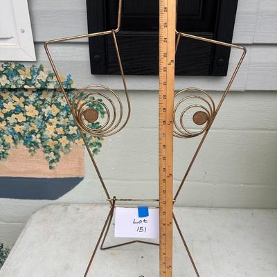 Vintage Mid Century wire Retail display form