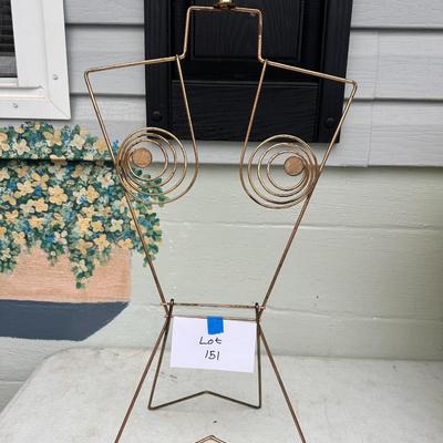Vintage Mid Century wire Retail display form