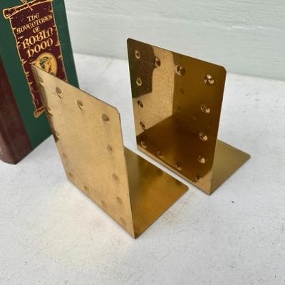 Lot of Readers Digest Books with Bookends