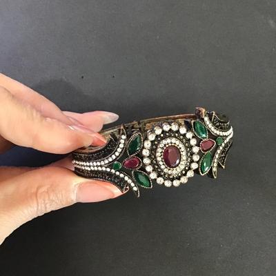 Beautiful, antique bronze, toned rhinestone hinged bracelet