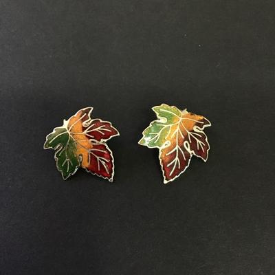 Vintage, silver toned fall enamel leaf clip on earrings