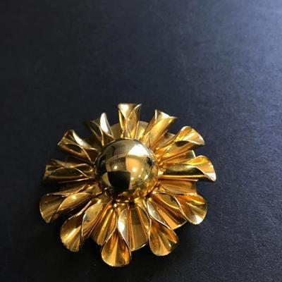 Vintage scarf clip