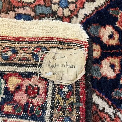 Sale Photo Thumbnail #1020: has no tassel or fringes on edge of rug
Measurements:
5' in length, 3' 6" in width