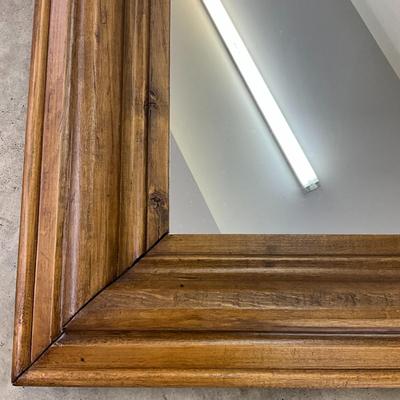 Sale Photo Thumbnail #1034: Measurements:
25" in width, 29" in height