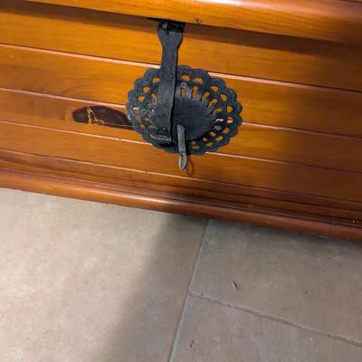 Wooden Coffee Table Chest With Key & Metal Corners