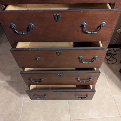 Broyhill 4 Drawer & Glass Shelf Cabinet
