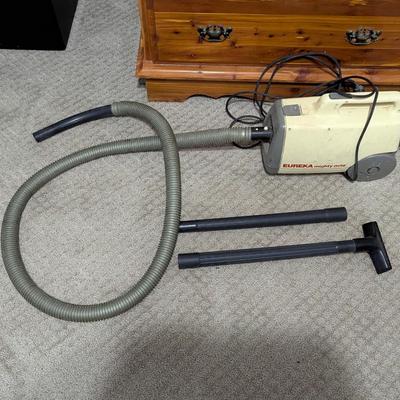 Vintage Eureka Mighty Mite