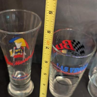 Vintage Beer Glasses & Mugs