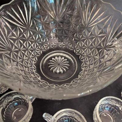 1950's Vintage 8 Piece Arlington Punch Bowl Anchor Hocking